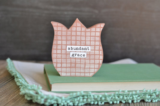 SALE! Painted Tulip Sign - Mauve Abundant Grace C12