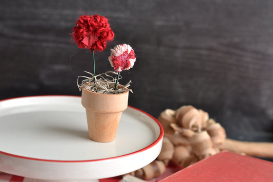 Wrapped Valentines Flower T17