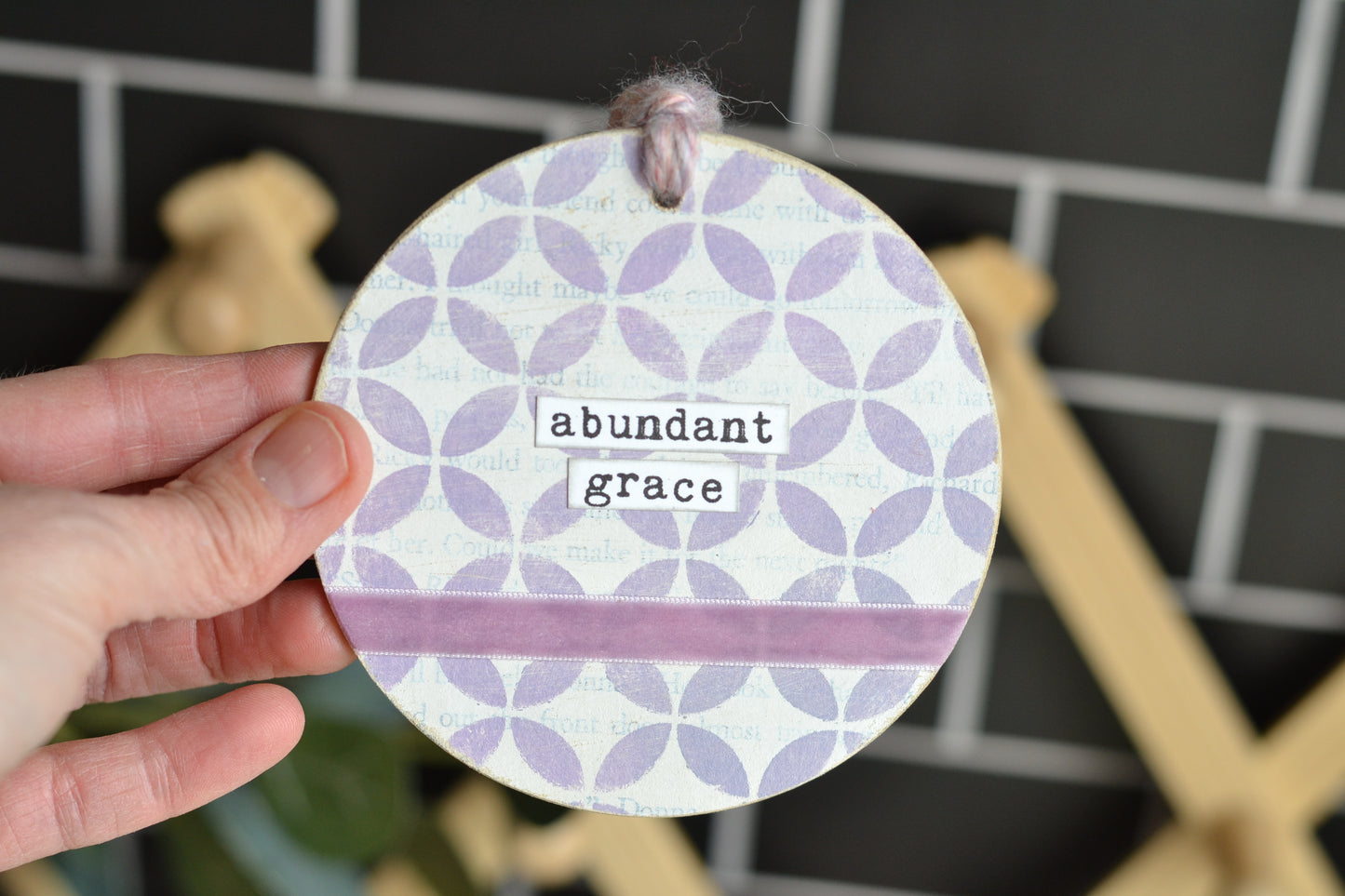 Wall Charm - Abundant Grace