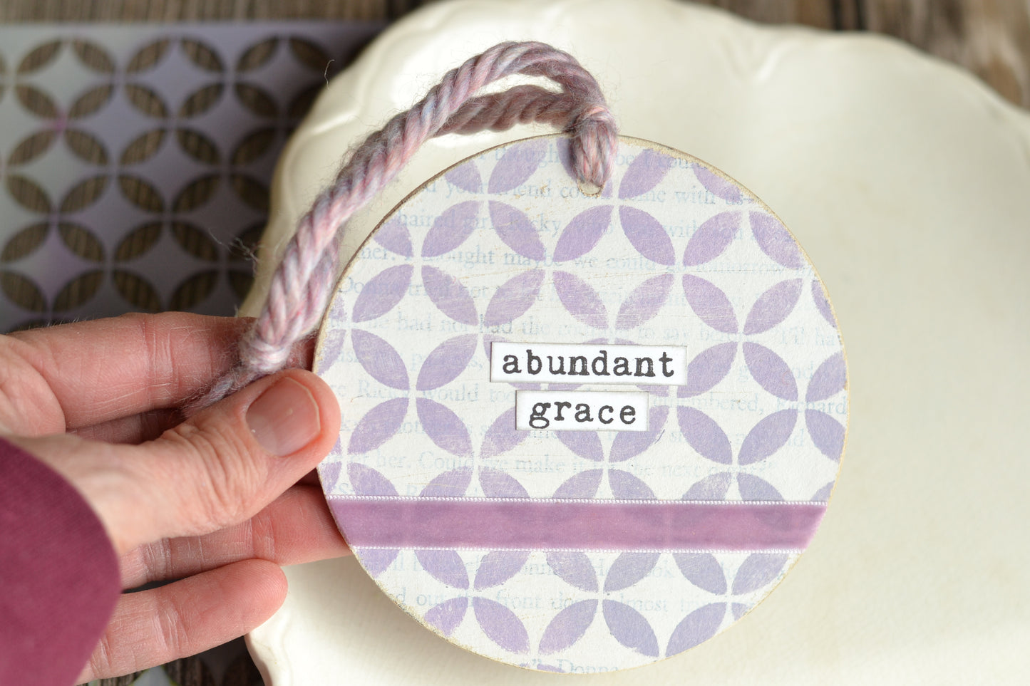 Wall Charm - Abundant Grace