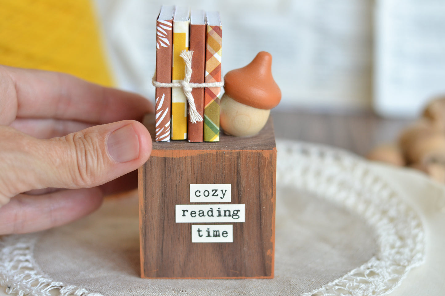 Fall Book Sign F57 Cozy reading time