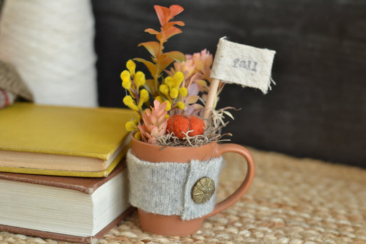Autumn Floral Mini Mug - F36