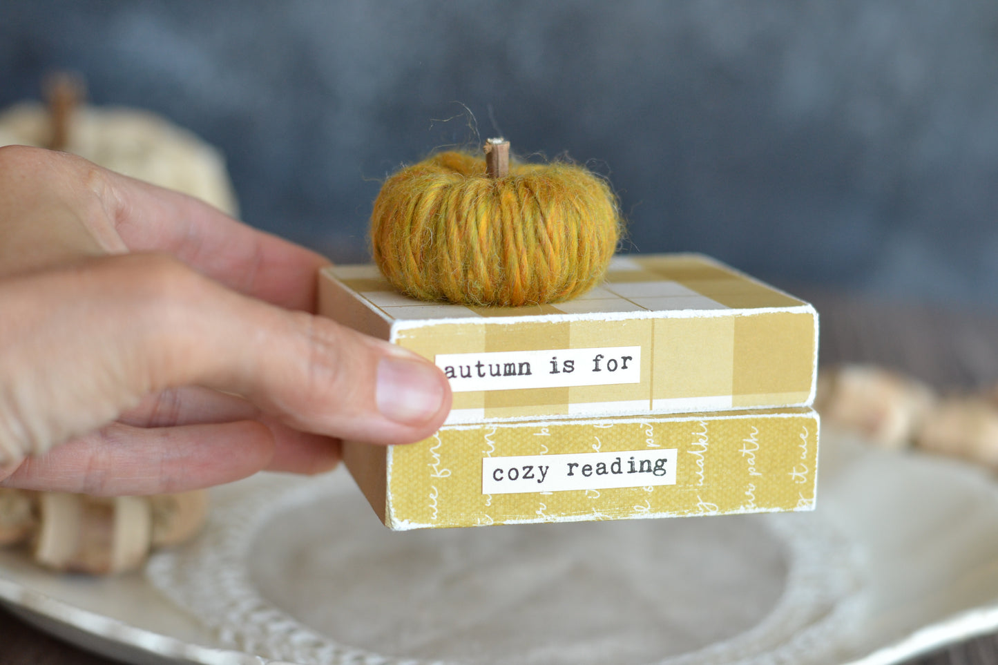 Small Wood Book Stack with Yarn Pumpkin F20
