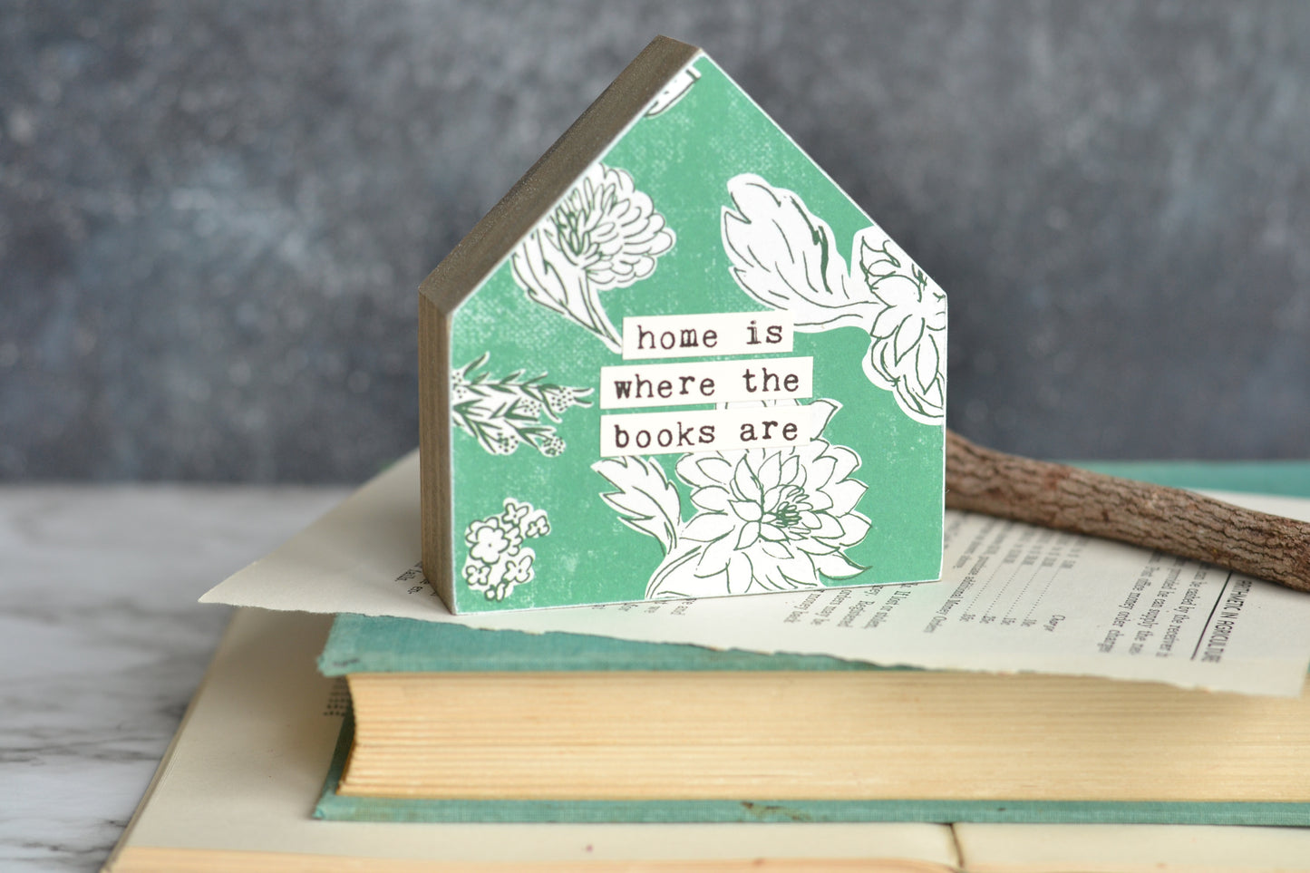 Green Floral House Sign - Y15