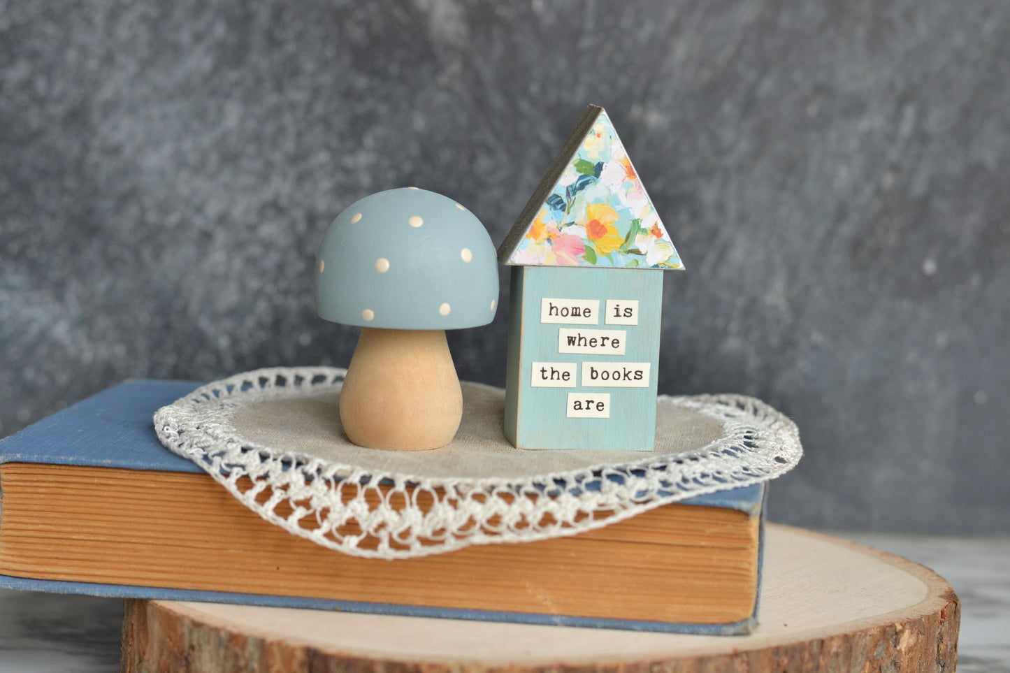 Extra Mini House + Blue Mushroom - Y22
