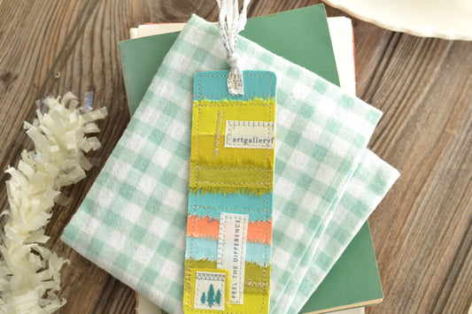 SOLID COLORS Scrappy Bookmark