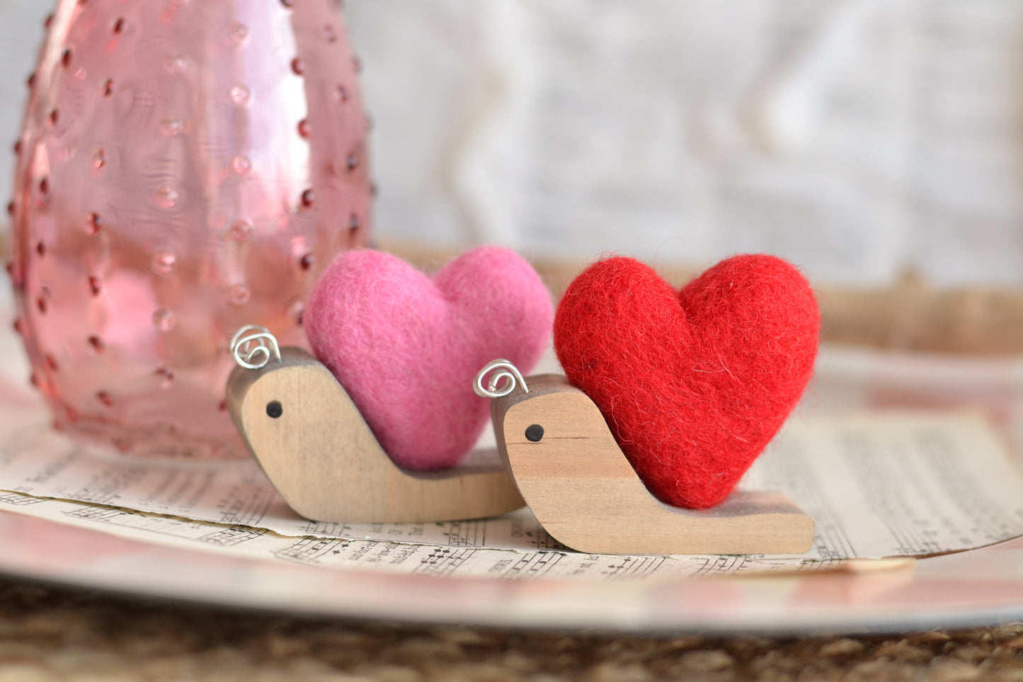 PINK Felt heart Valentine's Snail