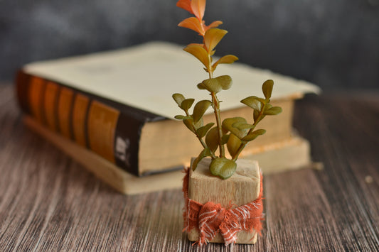 Mini Floral Sign with Wood Base F46