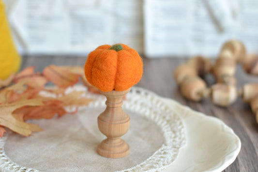 Pumpkin Pedestal