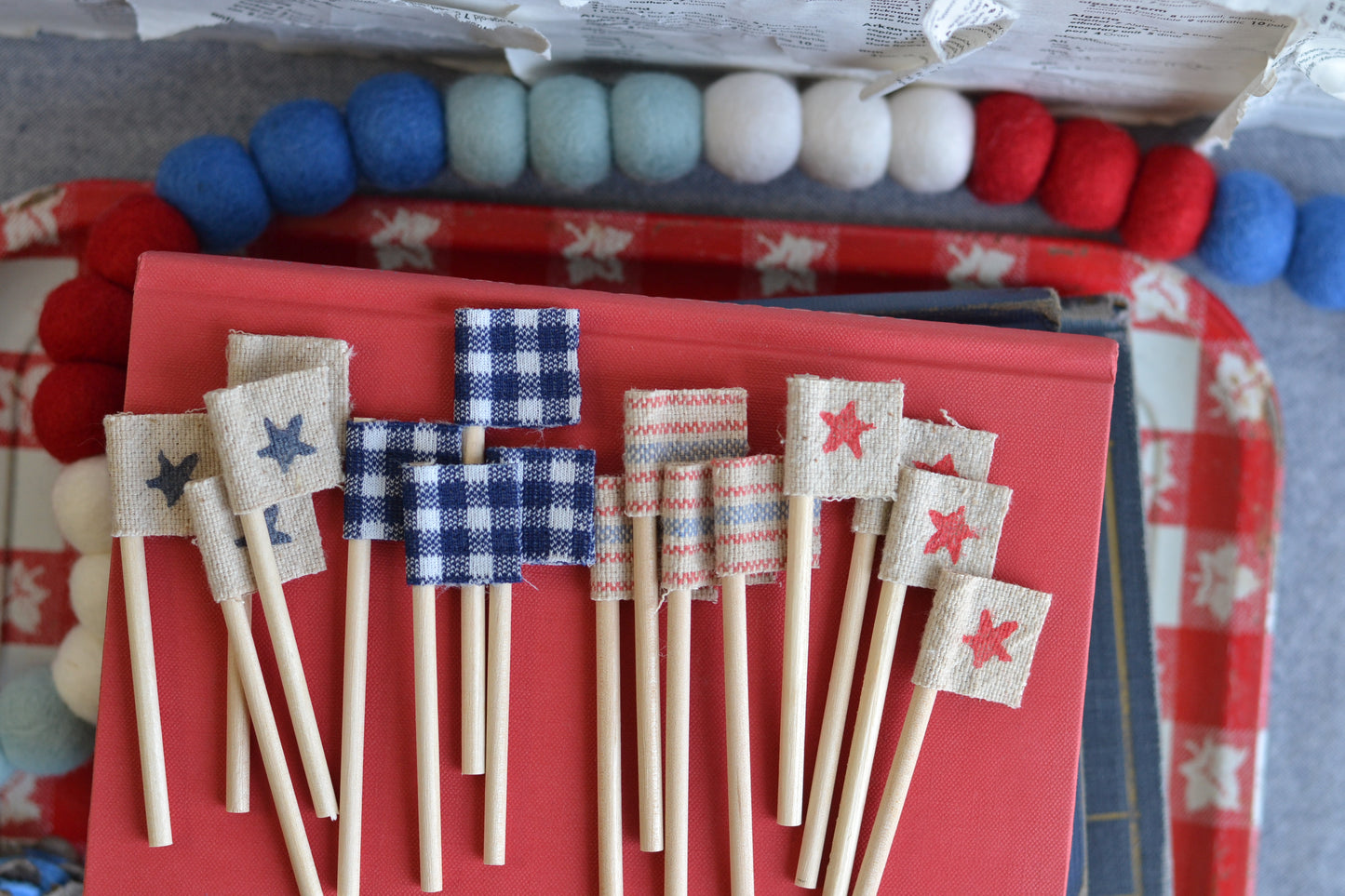 Mini Flags NAVY STAR - Set of FOUR