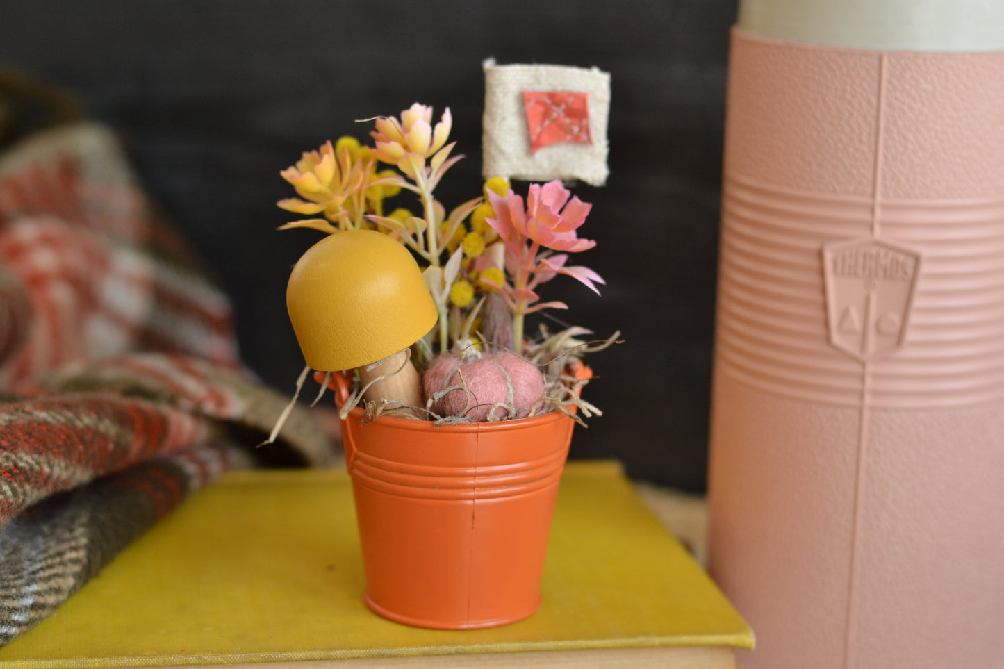 Autumn Floral Mini Bucket - F40